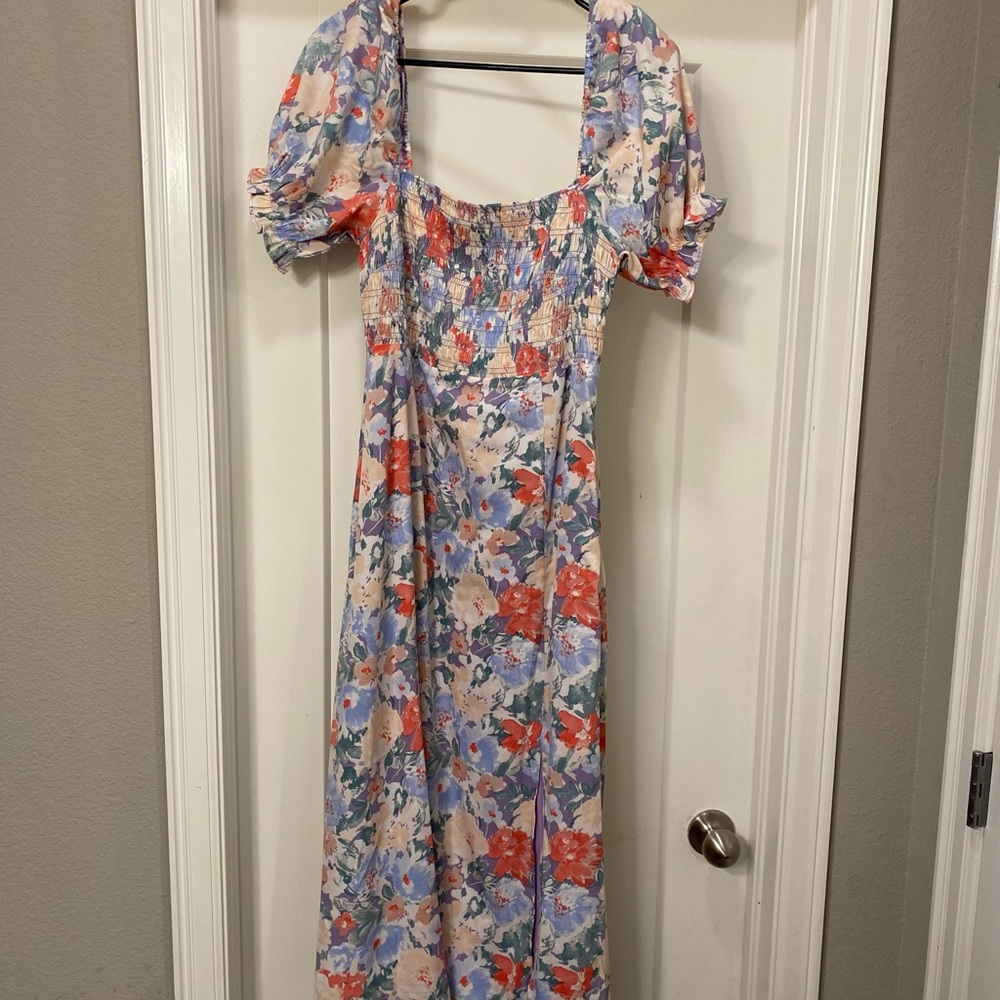 ASTR the label smocked midi dress